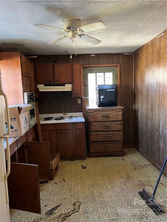 250 Oakdale Street Brevard NC 28712