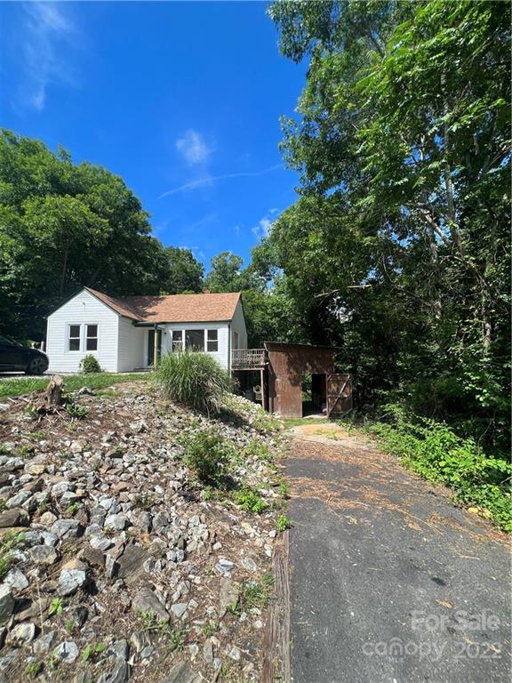 32 Duncan Street Spruce Pine NC 28777