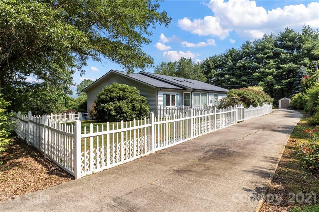 30 Callie Lane Waynesville NC 28785