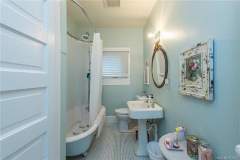 404 Montreat Road Black Mountain NC 28711