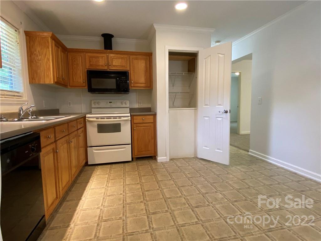 18 Westview Lane Asheville NC 28803
