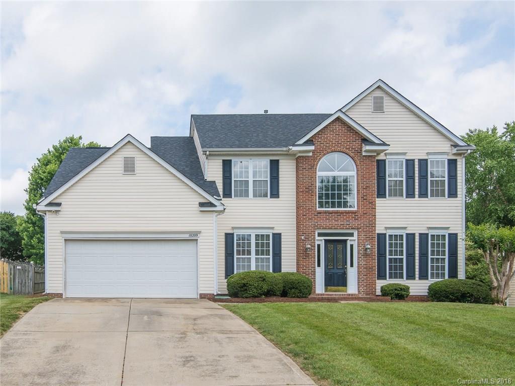 10209 Fairbourne Court Charlotte NC 28269