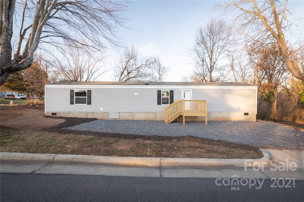 619 12th Street SW Hickory NC 28602