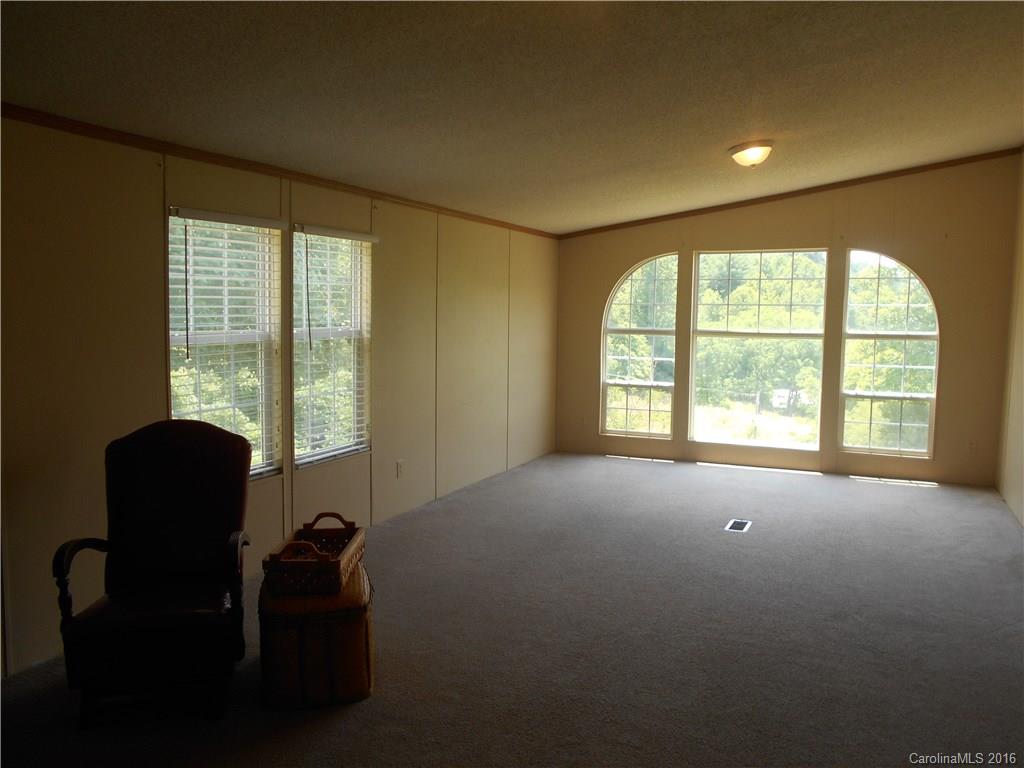 1040 East Fork Road Marshall NC 28753