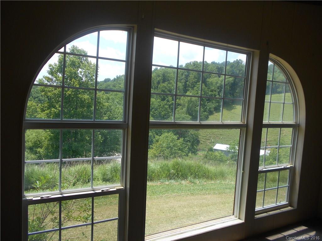 1040 East Fork Road Marshall NC 28753