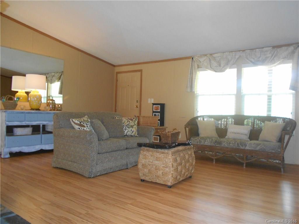 1040 East Fork Road Marshall NC 28753
