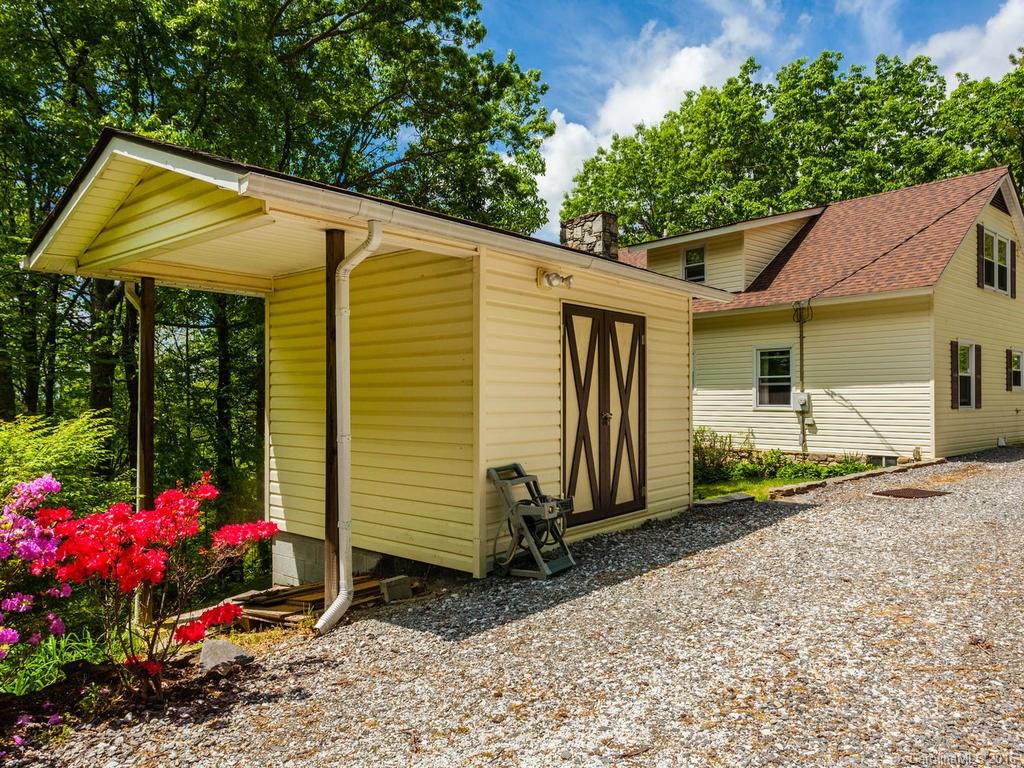 157 Spring Mountain Road Fairview NC 28730