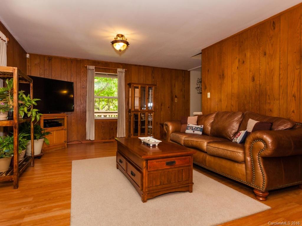 157 Spring Mountain Road Fairview NC 28730