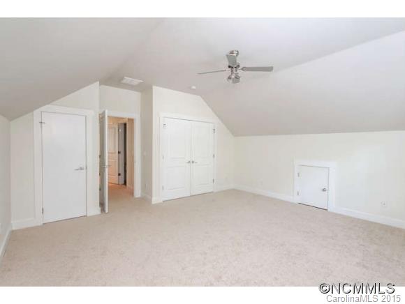 83 Oak Hollow Drive Asheville NC 28805