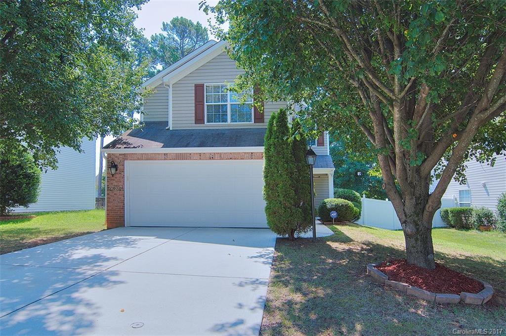 8003 Bristle Lane Charlotte NC 28214
