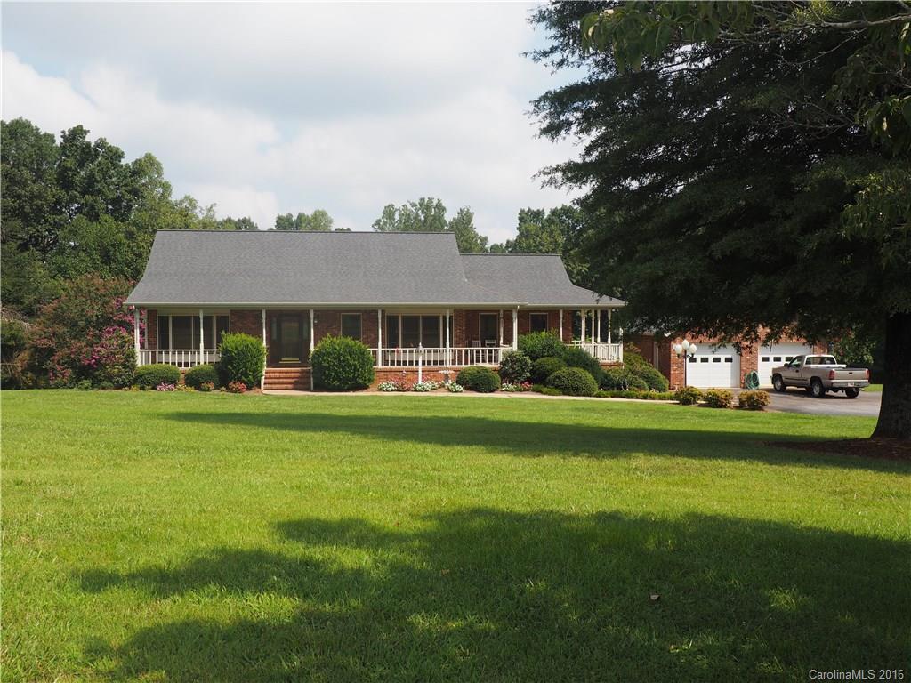 7328 R H Road Hickory NC 28602