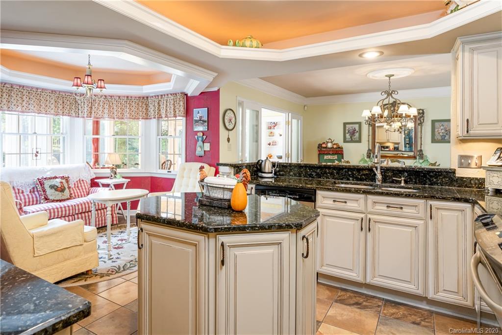 12 Forest Ridge Lane Weaverville NC 28787