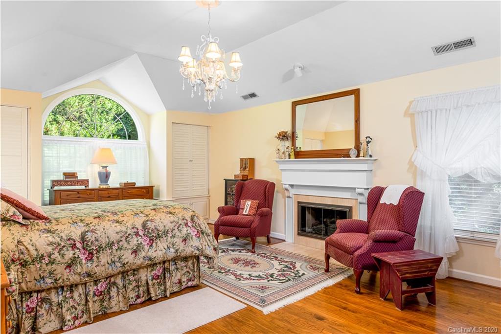 12 Forest Ridge Lane Weaverville NC 28787