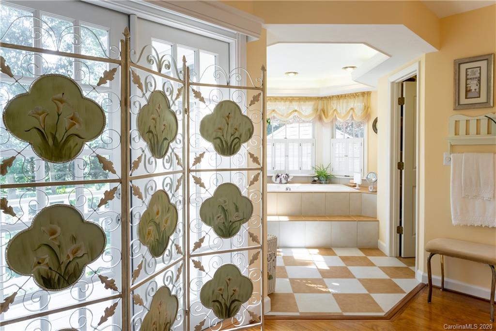 12 Forest Ridge Lane Weaverville NC 28787