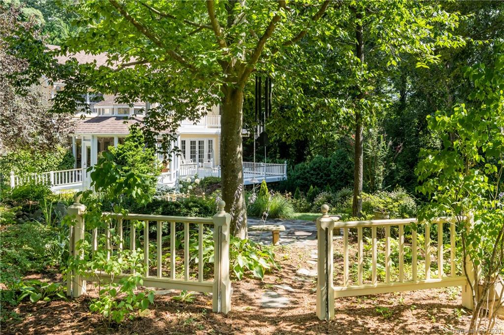 12 Forest Ridge Lane Weaverville NC 28787