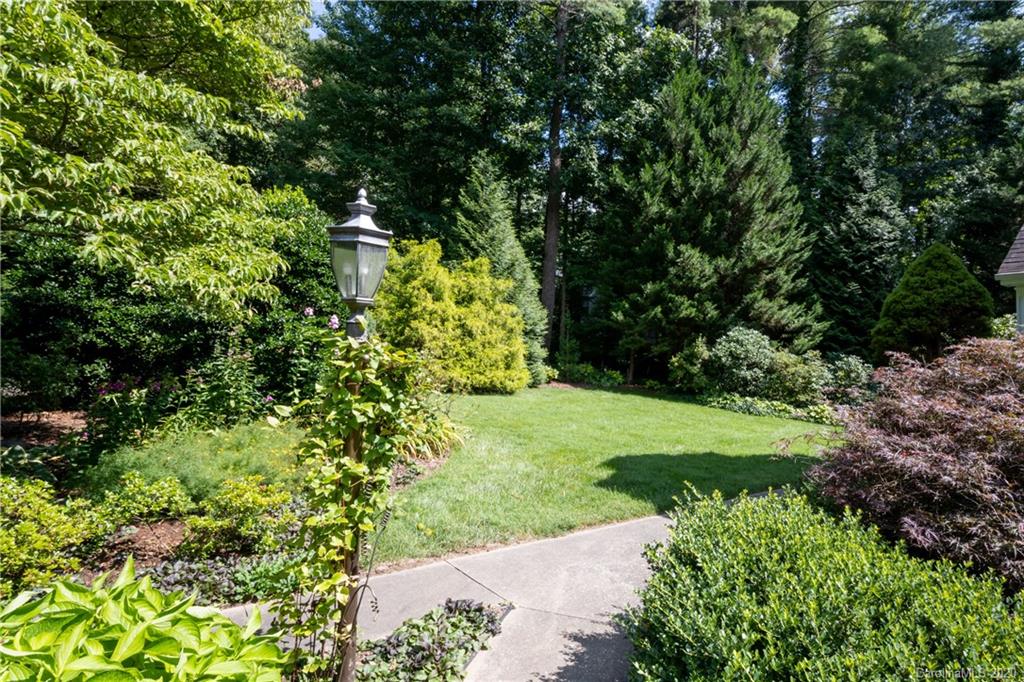 12 Forest Ridge Lane Weaverville NC 28787