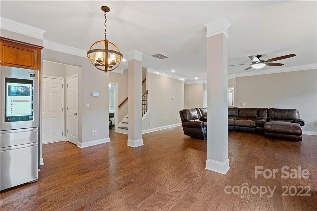 9005 Gailes Drive Charlotte NC 28278