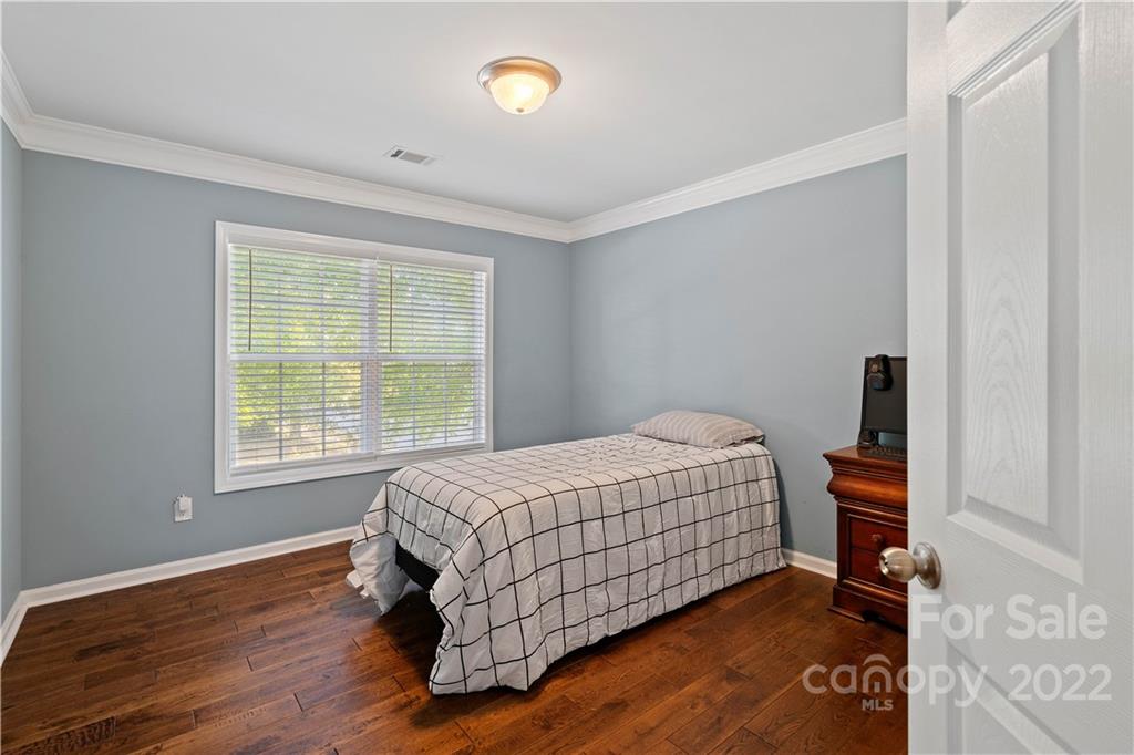 9005 Gailes Drive Charlotte NC 28278