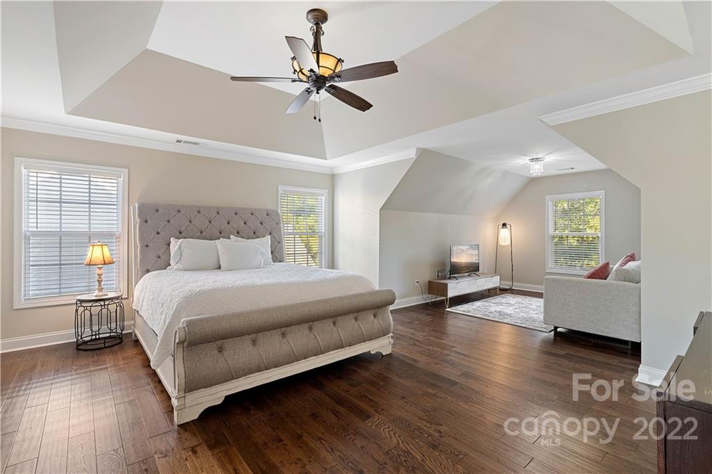 9005 Gailes Drive Charlotte NC 28278