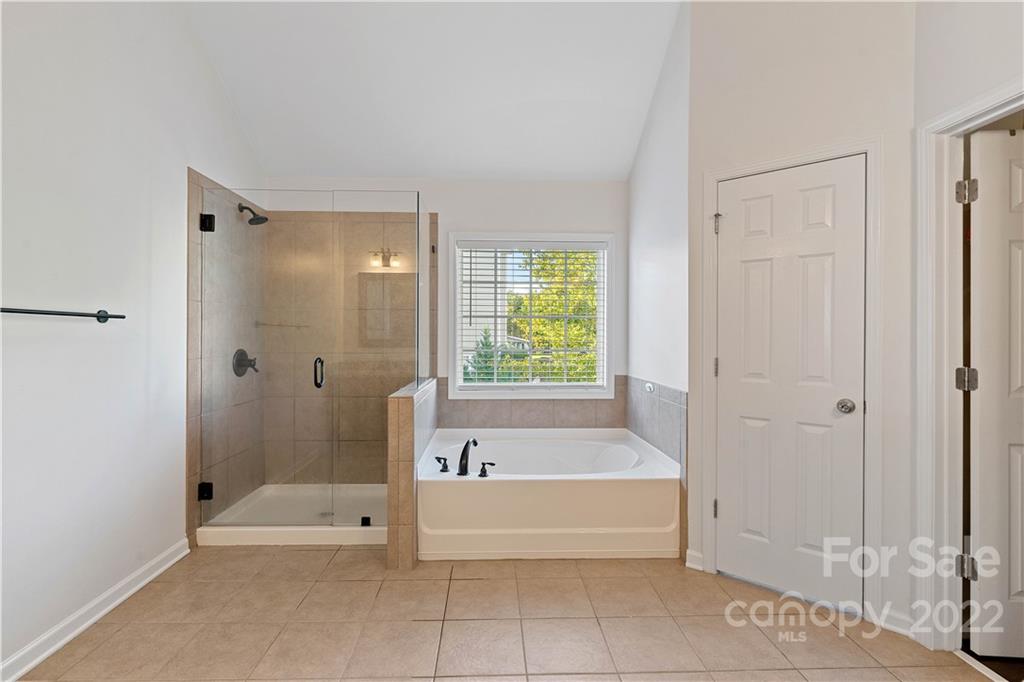 9005 Gailes Drive Charlotte NC 28278