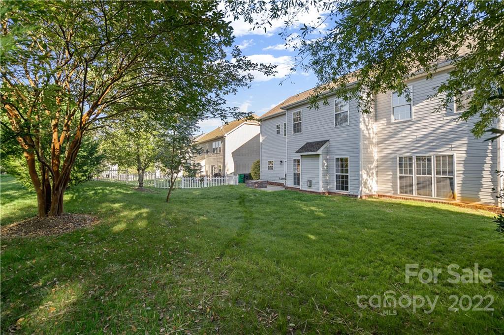 9005 Gailes Drive Charlotte NC 28278