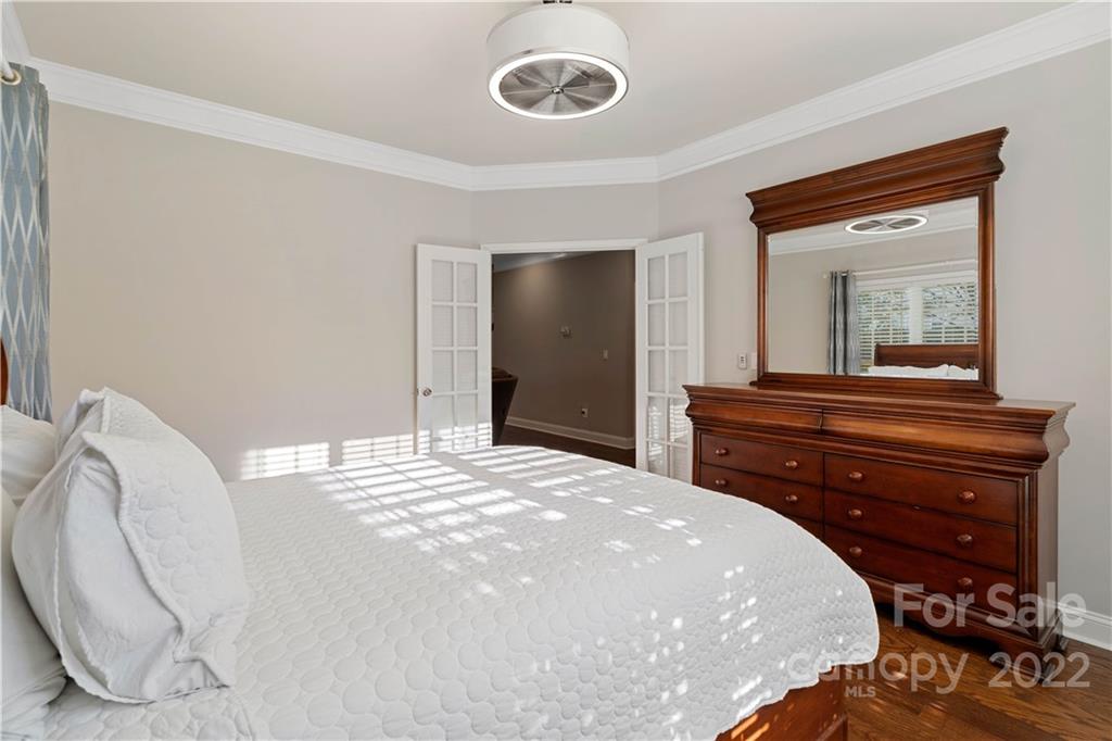9005 Gailes Drive Charlotte NC 28278
