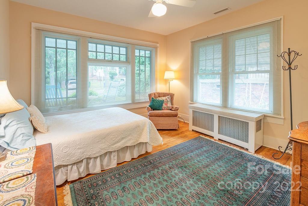 25 Mount Vernon Circle Asheville NC 28804