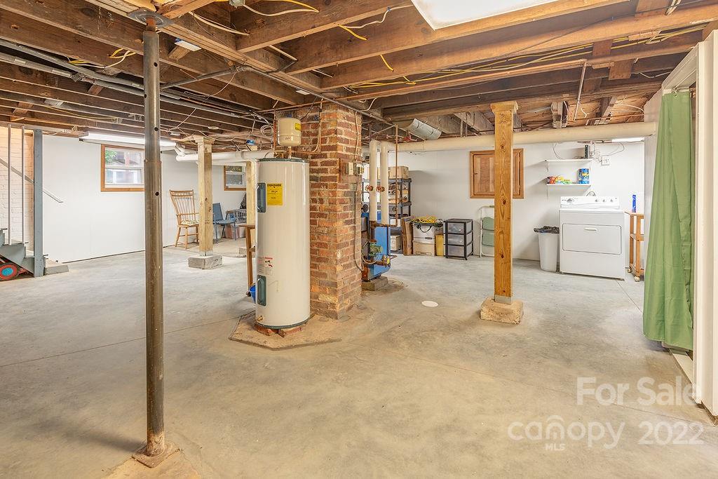 25 Mount Vernon Circle Asheville NC 28804