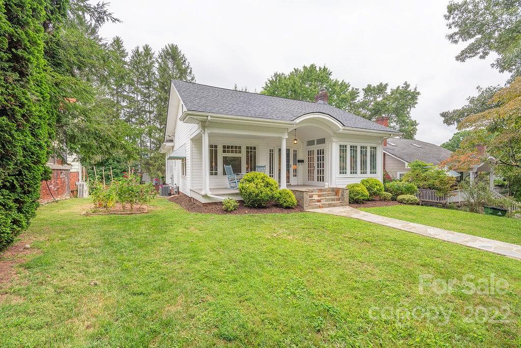 25 Mount Vernon Circle Asheville NC 28804