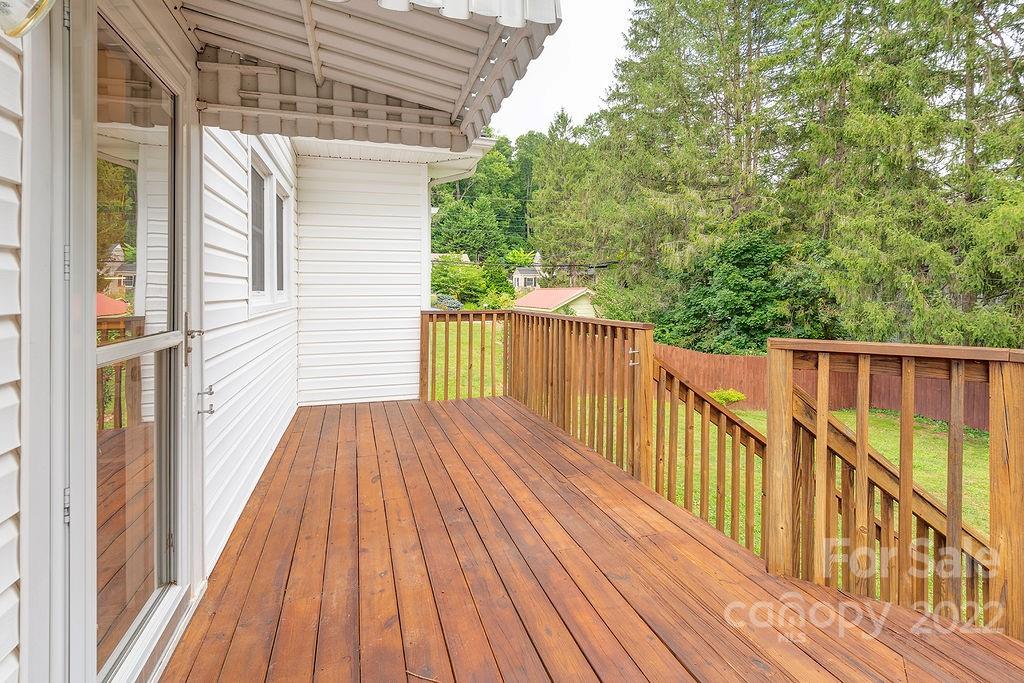25 Mount Vernon Circle Asheville NC 28804