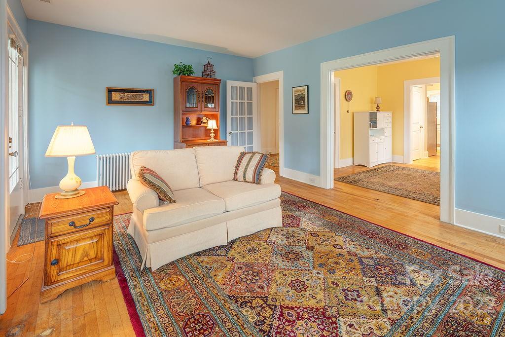 25 Mount Vernon Circle Asheville NC 28804