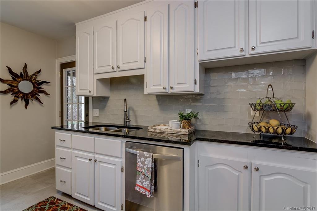 397 Sand Hill Road Asheville NC 28806