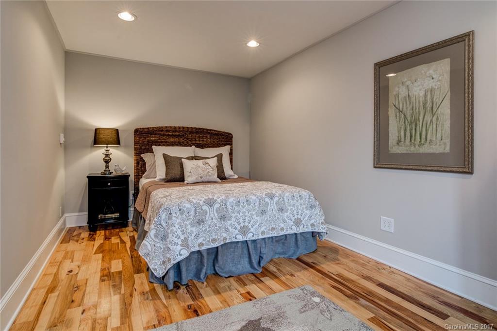 397 Sand Hill Road Asheville NC 28806