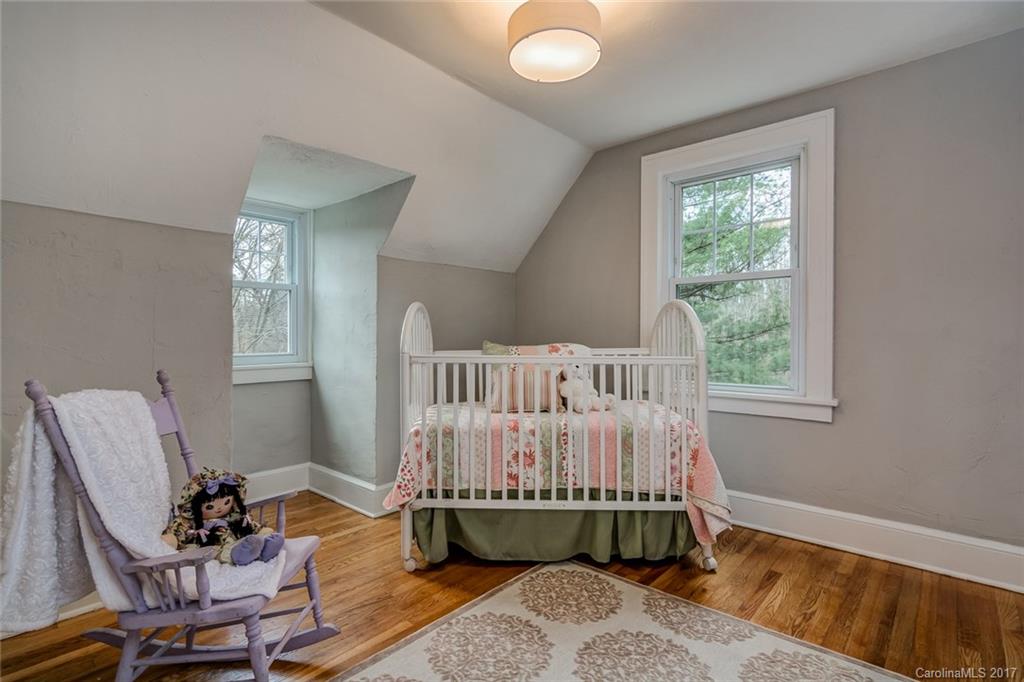 397 Sand Hill Road Asheville NC 28806