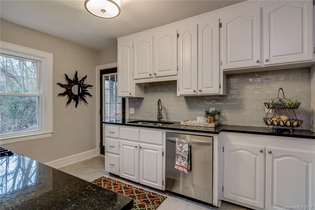 397 Sand Hill Road Asheville NC 28806