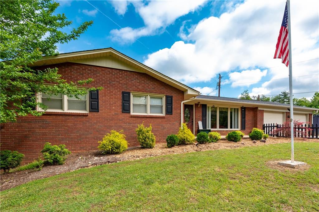 1612 Orchard Drive Lenoir NC 28645