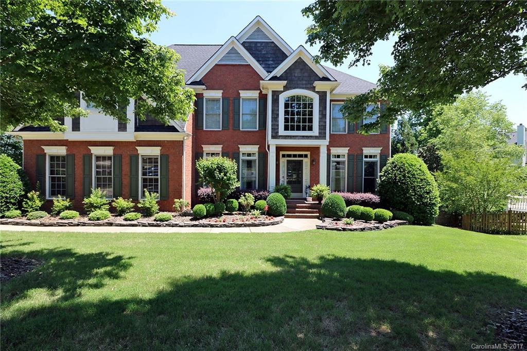 2444 Thomashire Court Charlotte NC 28262