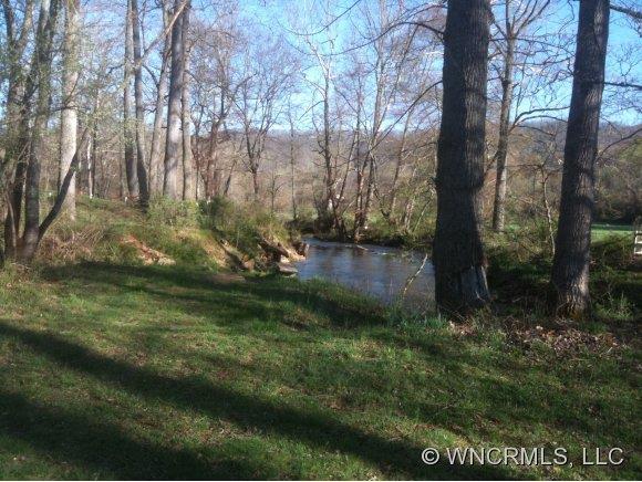 25 Janet Road Candler NC 28715