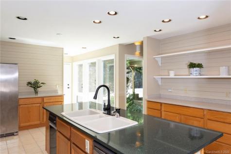 127 Stonecrest Drive Asheville NC 28803