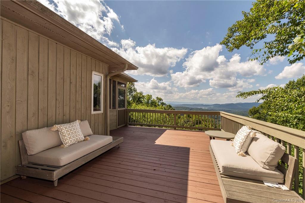 127 Stonecrest Drive Asheville NC 28803