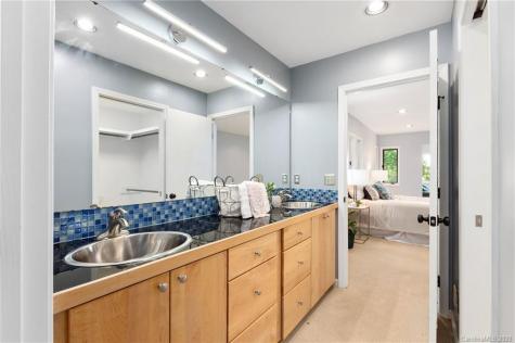 127 Stonecrest Drive Asheville NC 28803