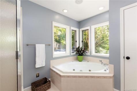 127 Stonecrest Drive Asheville NC 28803