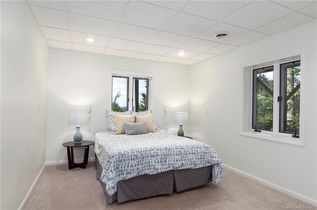 127 Stonecrest Drive Asheville NC 28803