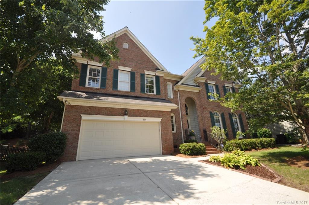 6619 Red Maple Drive Charlotte NC 28277