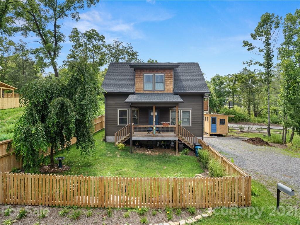 109 Portmanvilla Road Black Mountain NC 28711