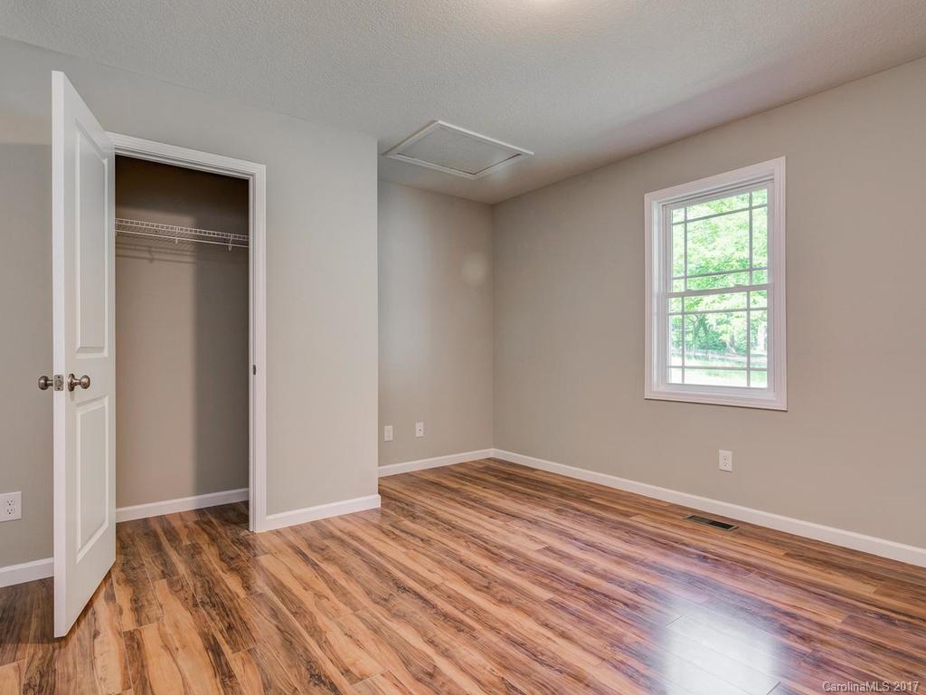 4 Grandview Road Asheville NC 28806