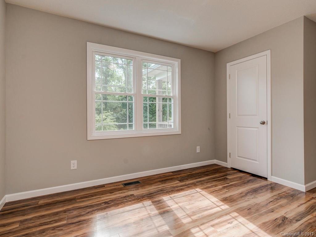 4 Grandview Road Asheville NC 28806