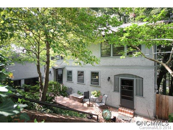 22 Howland Road Asheville NC 28804