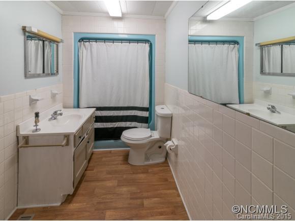 106 Park Ridge Avenue Swannanoa NC 28778