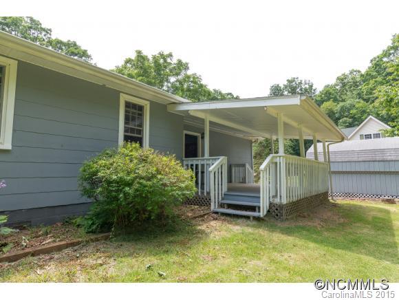 106 Park Ridge Avenue Swannanoa NC 28778